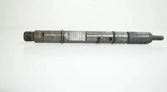 Audi A4 S4 B5 8D Fuel injector 059130201AE