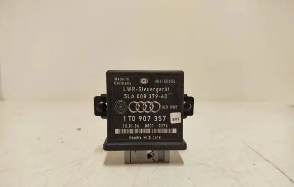 Volkswagen Touran I Light module LCM 1T0907357 H04S0003 5LA00837960