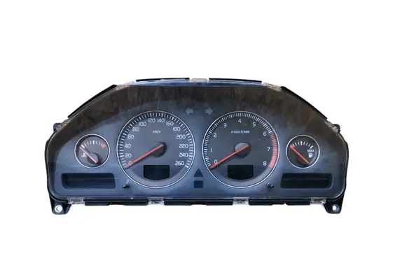 Volvo XC90 Speedometer (instrument cluster) 8673265 6670