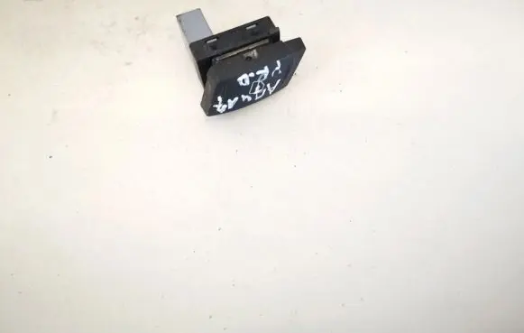 Skoda Octavia Mk2 (1Z) Electric window control switch 1z0959856