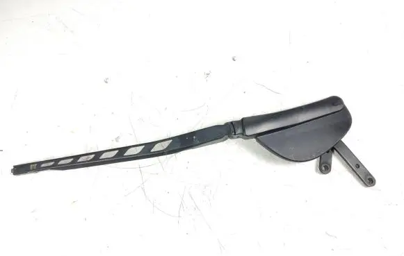 BMW 5 E60 E61 Front wiper blade arm