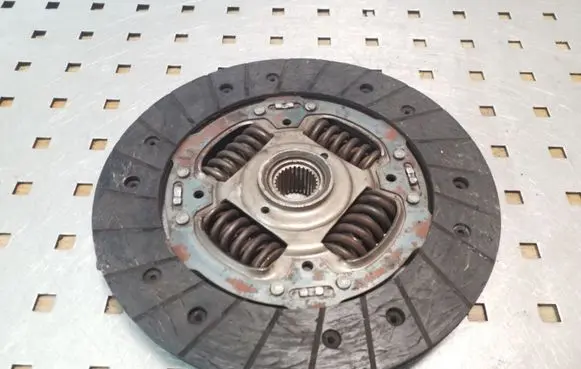 Seat Cordoba (6L) Clutch pressure plate 036141032