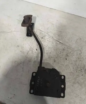 Toyota Yaris Spare wheel mounting bracket 