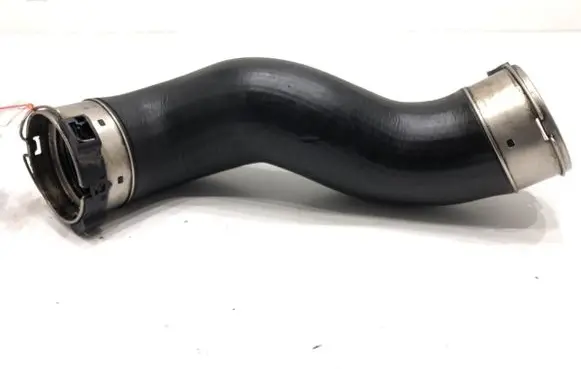 Intercooler hose/pipe