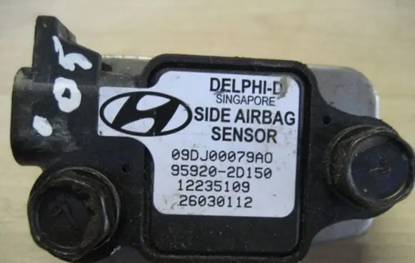 Hyundai Elantra Airbag deployment crash/impact sensor 959202D150