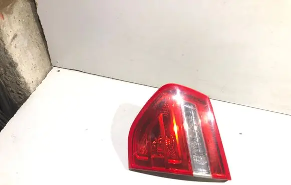 Citroen C4 I Picasso Tailgate rear/tail lights 9653547677