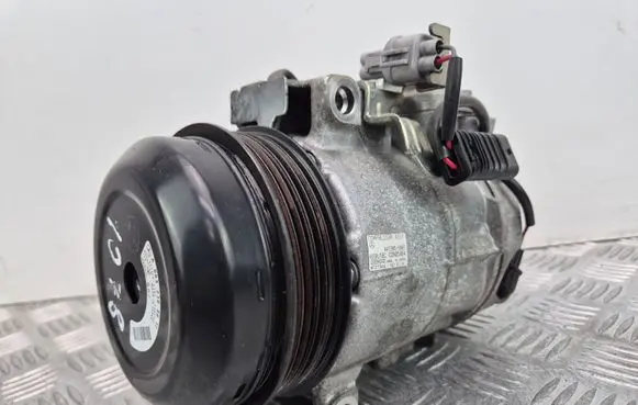 Mercedes-Benz SLK R172 Air conditioning (A/C) compressor (pump) A0032308611