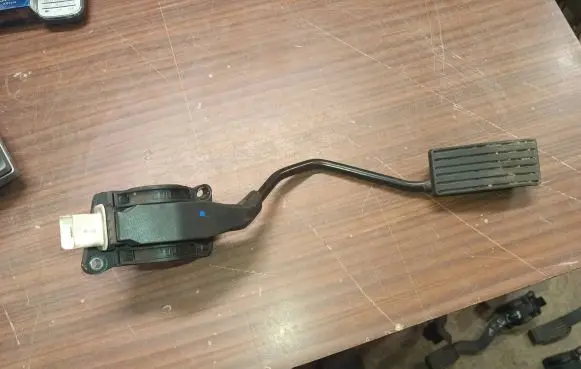 Peugeot 407 Accelerator throttle pedal 9644939680