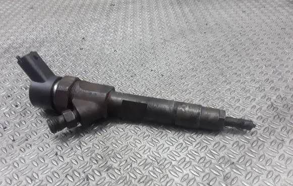 Renault Laguna II Fuel injector 7700111014