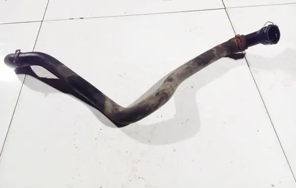 Volkswagen Caddy Engine coolant pipe/hose
