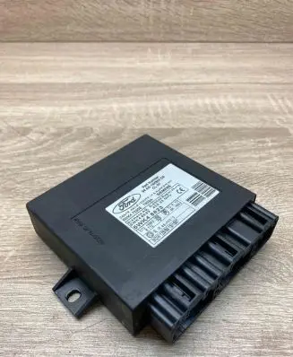 Ford Focus Comfort/convenience module 98AG15K600DE 5WK47230E