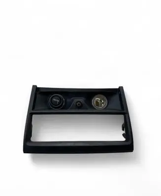 Rear air vent grill