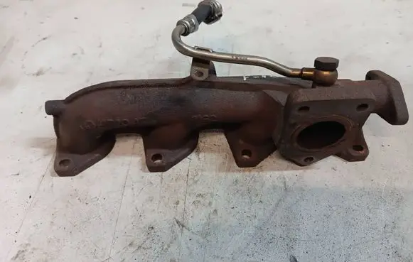 BMW 5 F10 F11 Exhaust manifold 181018203