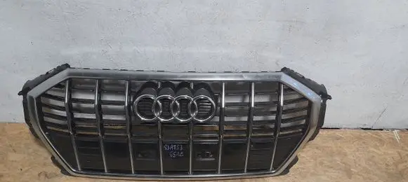 Audi Q3 F3 Front bumper upper radiator grill 83A853651E