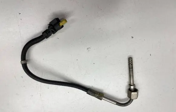 Mercedes-Benz ML W166 Exhaust gas temperature sensor A0019052200