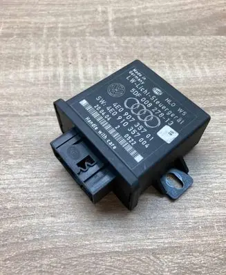 Audi A8 S8 D3 4E Light module LCM 4E0907357 4E0910357