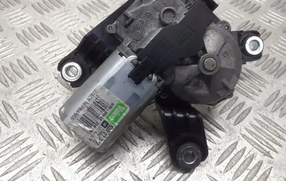 Opel Corsa D Wiper motor 53027312