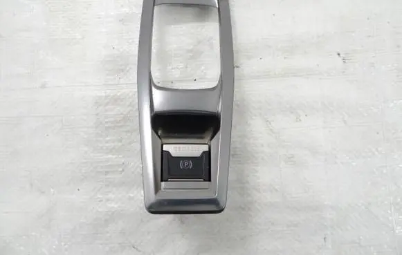 Peugeot 3008 II Handbrake trim 