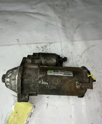 Audi A4 S4 B6 8E 8H Starter motor 068911024E D7R33