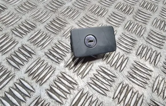 Volkswagen PASSAT B6 Glove box lock 3c1857147