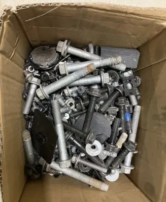 Volvo XC40 Nuts/bolts 