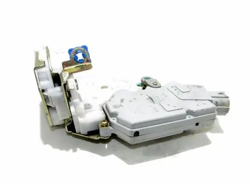 Nissan Primera Rear door lock