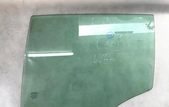 Volvo V60 Rear door window glass DOT57M20AS2 E000186 43R001105