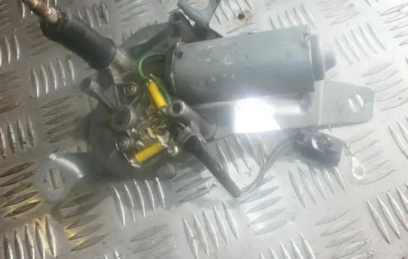 Ford Scorpio Rear window wiper motor 0390201519