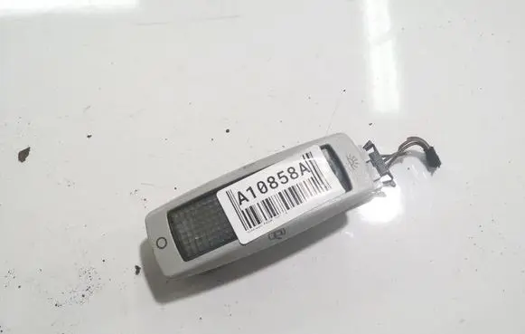 Volkswagen PASSAT B5 Other interior light 3B0947291