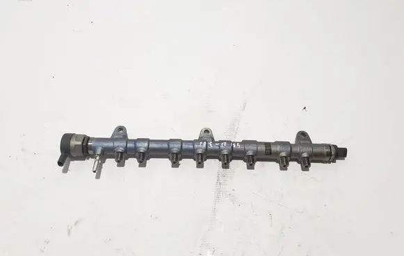 BMW 5 G30 G31 G38 Fuel main line pipe 8599216