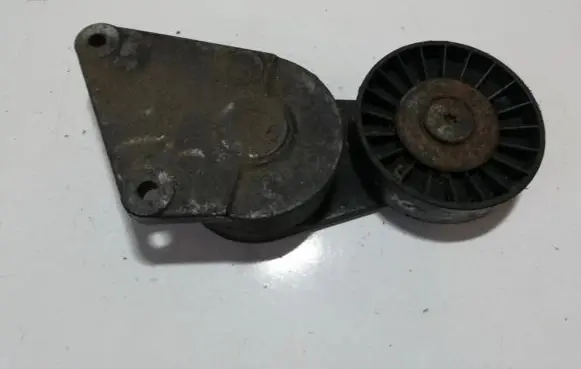 Peugeot 406 Generator/alternator belt tensioner 9626365280