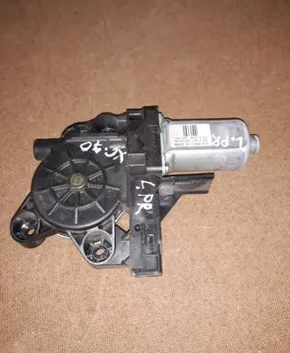 Front door window regulator motor