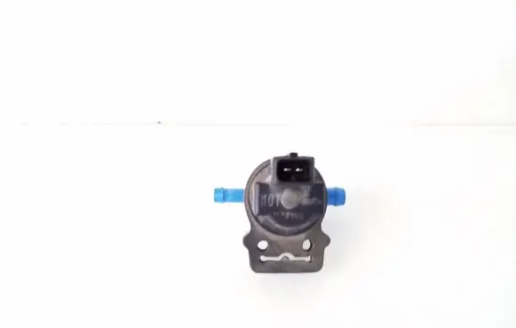 Mercedes-Benz CLK A209 C209 Turbo solenoid valve 0004703893