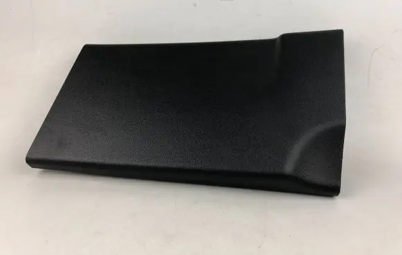 (B) pillar trim (bottom)