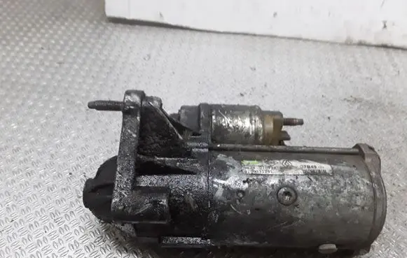 Renault Laguna II Starter motor 8200331251