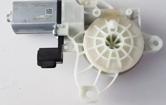 Ford Puma Front door window regulator motor L1TB14A389BB A75659113 0014434879