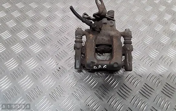 Volkswagen Jetta VI Rear brake caliper w08471