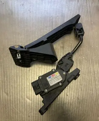 KIA Sportage Accelerator throttle pedal GDP0021B2S910