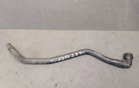 Volkswagen Touareg I Engine coolant pipe/hose 7L6130313A