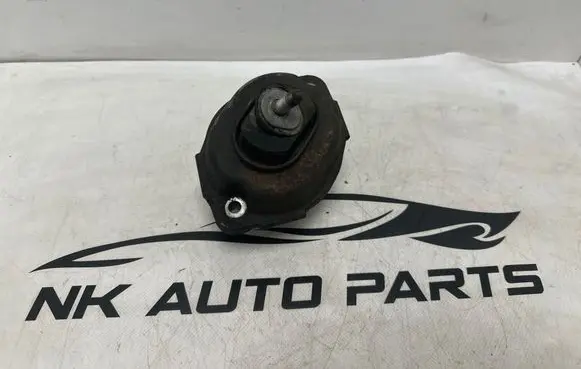 BMW X5 E53 Engine mount bracket 6758444