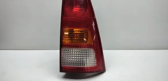 Ford Focus Rear/tail lights XS4X13N004EC