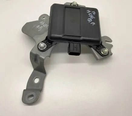 Mazda CX-5 II Blind spot module KB8C67Y30H KB8D