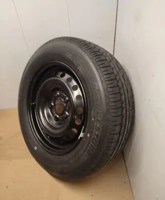 Renault Fluence R15 spare wheel 8200076103