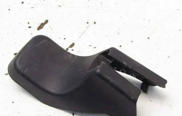 Mitsubishi Outlander Seat trim 6977A834