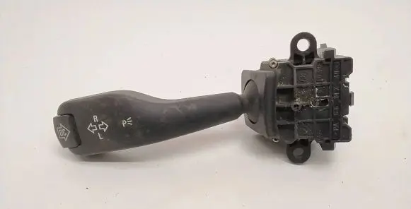 BMW 3 E46 Indicator stalk 8363668 01104010