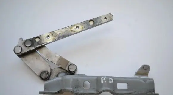 Mercedes-Benz CLK A209 C209 Engine bonnet/hood hinges A2038800428