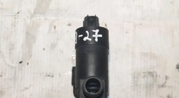 Volvo XC90 Windscreen/windshield washer pump PA6GB25 M927