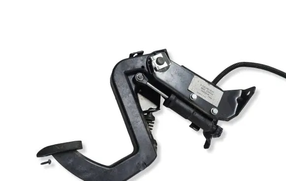 Mercedes-Benz Vito Viano W639 Clutch pedal A6392901201 10422906 0822ZBS012