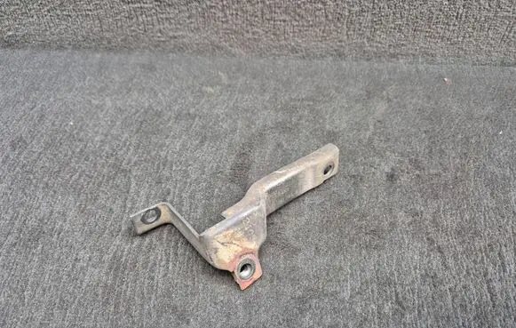 Audi A6 S6 C6 4F Fuel pump bracket 059130180B