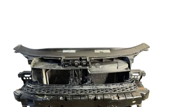 Volkswagen PASSAT B7 Radiator support slam panel